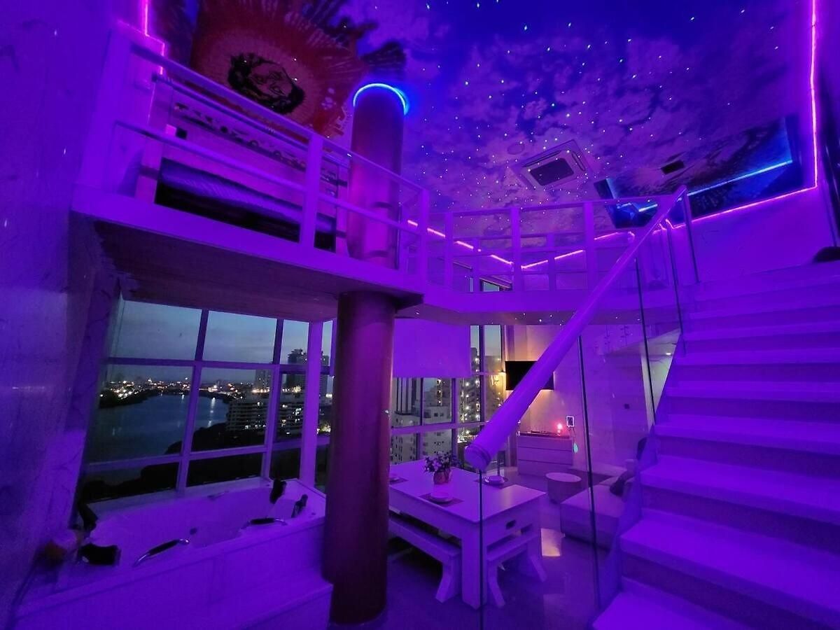 Exclusive Duplex Penthouse With Private Jacuzzi