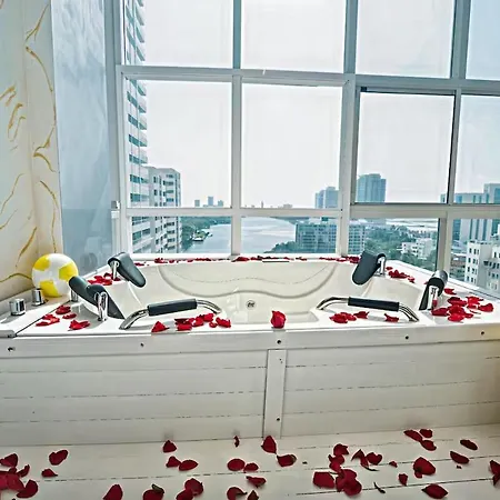 Exclusive Duplex Penthouse With Private Jacuzzi Apartamento Cartagena