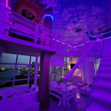 Exclusive Duplex Penthouse With Private Jacuzzi