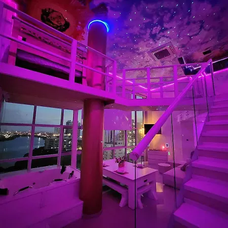 Exclusive Duplex Penthouse With Private Jacuzzi Apartamento Cartagena